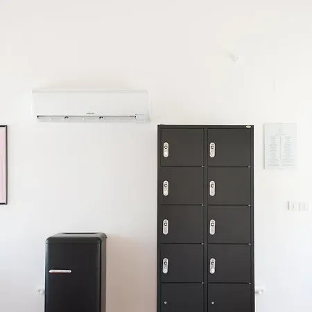 Ciri Biri Bela Boutique Hostel *