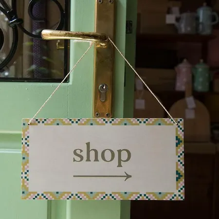 Ciri Biri Bela Boutique