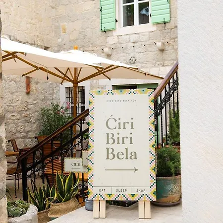 Hostel Ciri Biri Bela Boutique *