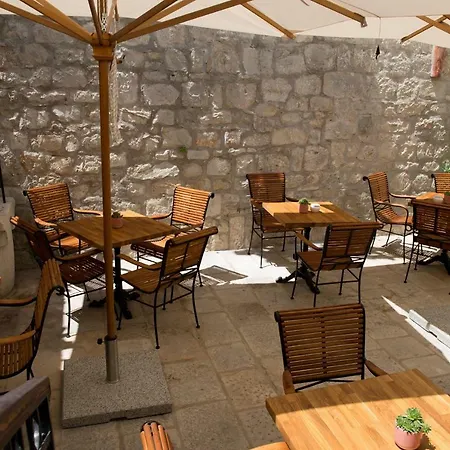 Ciri Biri Bela Boutique Ostello