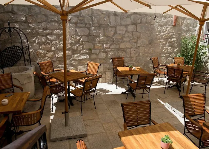 Ciri Biri Bela Boutique Hostal