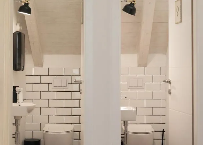 Auberge de jeunesse ćiri Biri Bela Boutique *