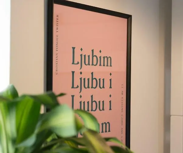 ćiri Biri Bela Boutique