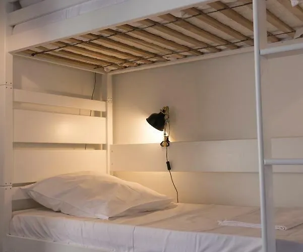 Auberge de jeunesse ćiri Biri Bela Boutique *