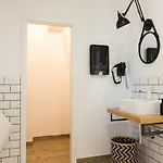 Ciri Biri Bela Boutique