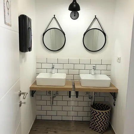 Ciri Biri Bela Boutique Hostel