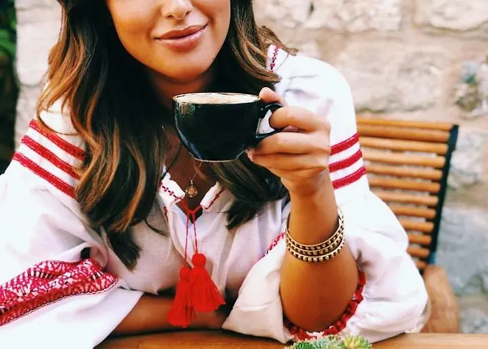 Ciri Biri Bela Boutique Hostel *